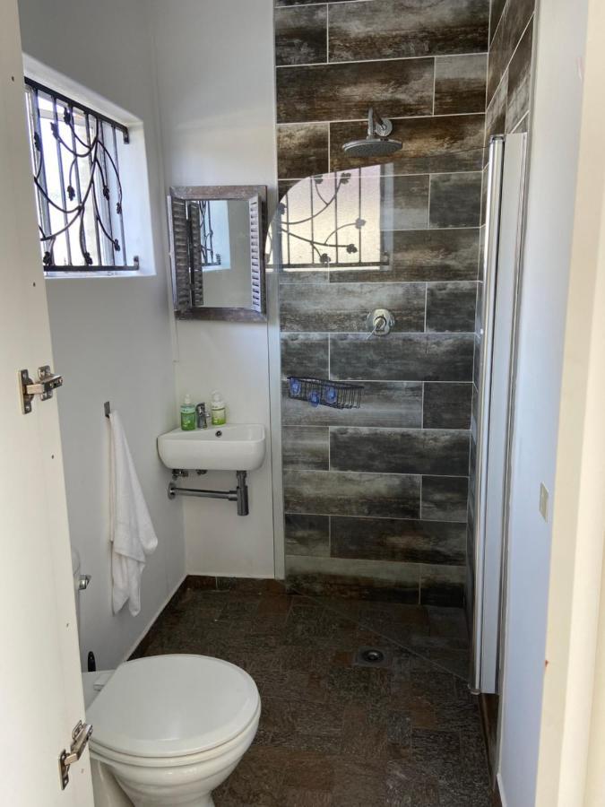 4 On Belmont Avenue Apartment Somerset West Exterior foto